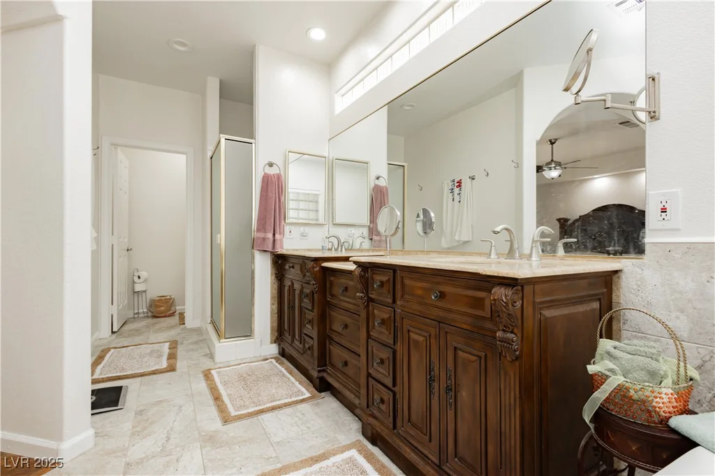 932 Rhyolite, Henderson, NV 89011