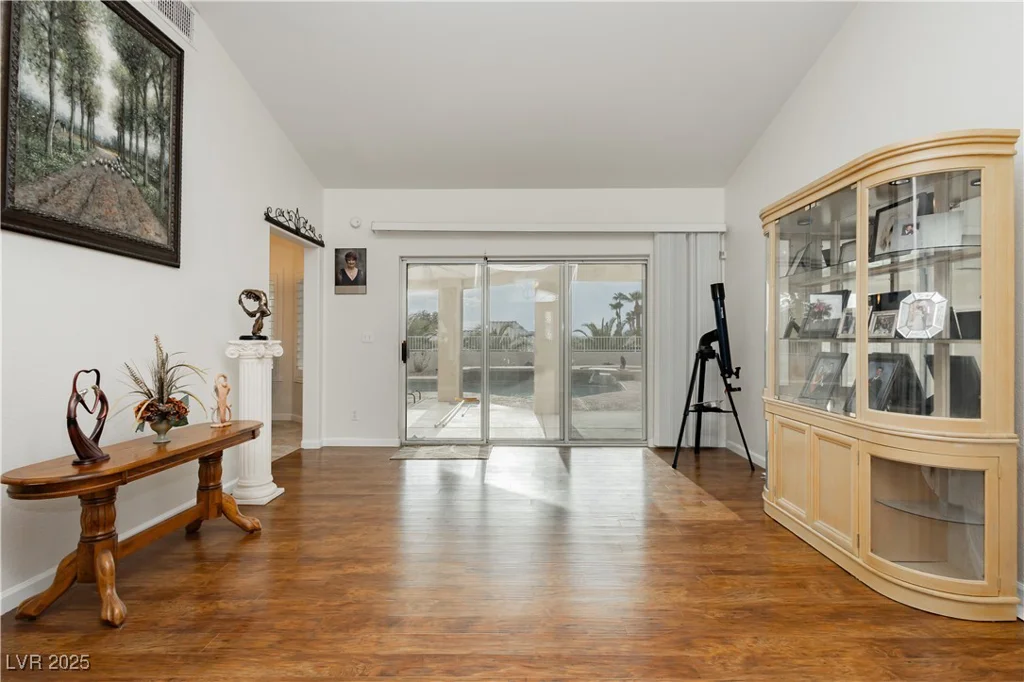 932 Rhyolite, Henderson, NV 89011