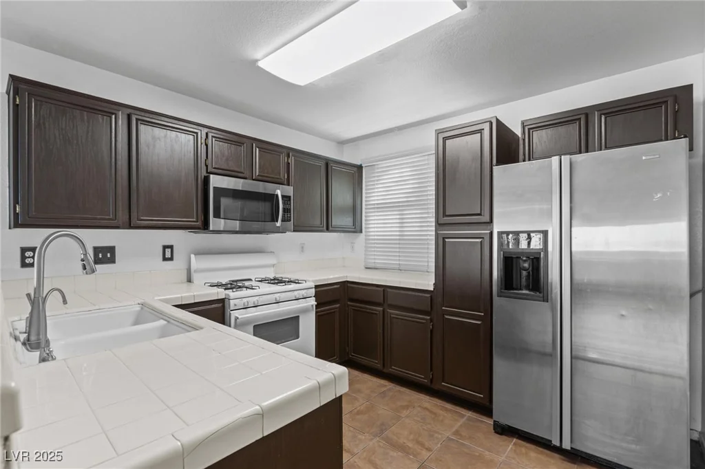 3125 Buffalo, Las Vegas, NV 89128