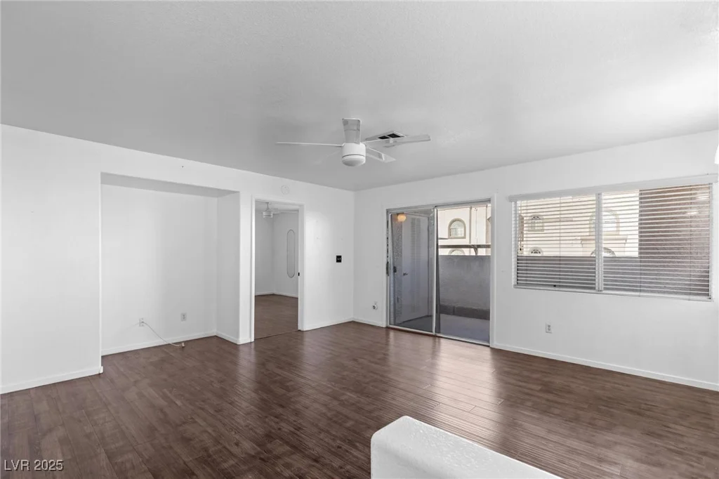 3125 Buffalo, Las Vegas, NV 89128