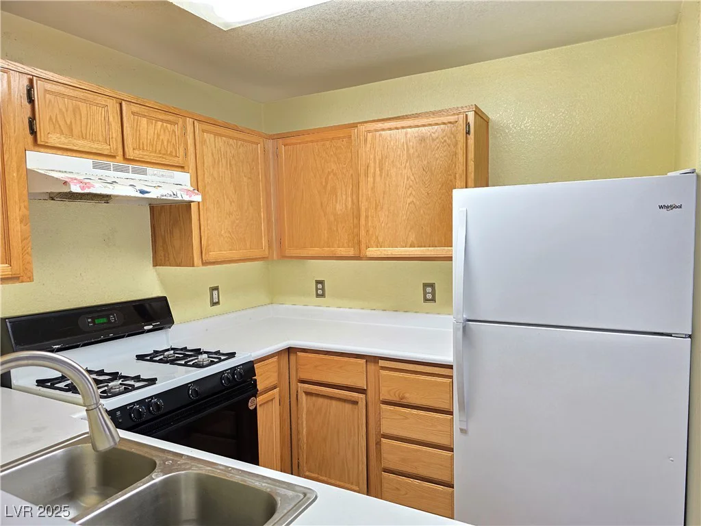 350 Durango, Las Vegas, NV 89145