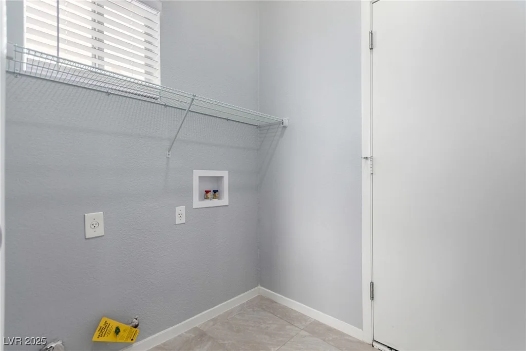 7320 Misty Glow, Las Vegas, NV 89131