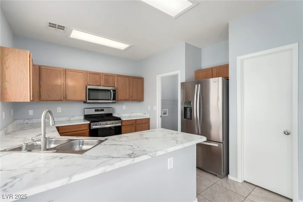 7320 Misty Glow, Las Vegas, NV 89131