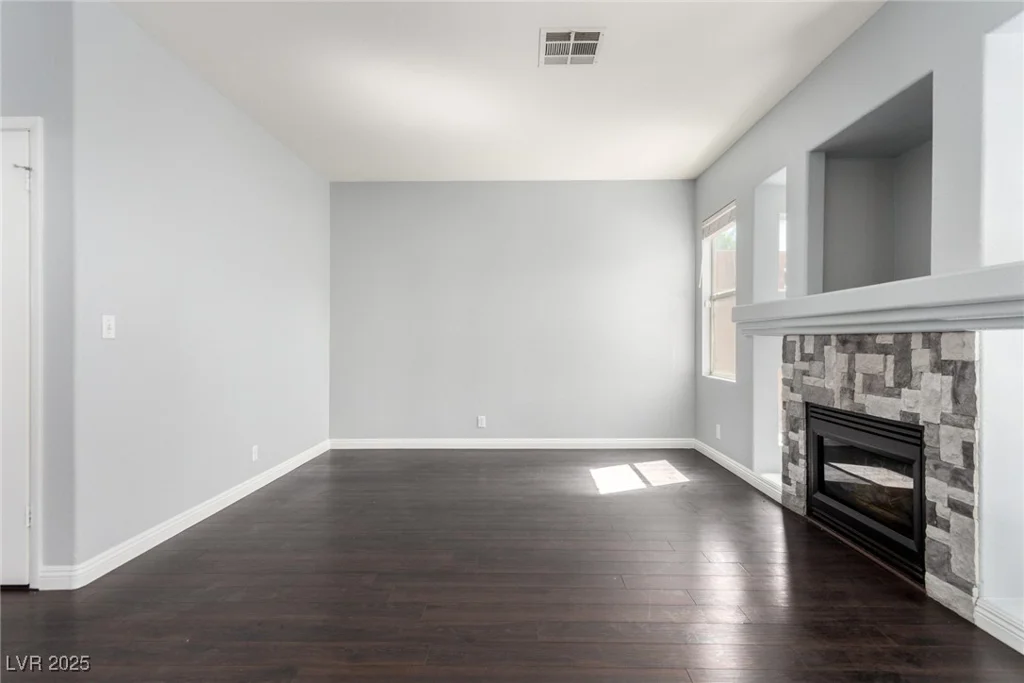 7320 Misty Glow, Las Vegas, NV 89131