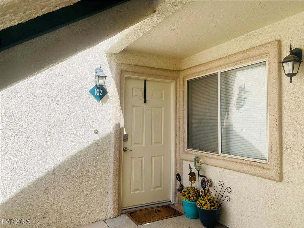 717 Wheat Ridge, Las Vegas, NV 89145