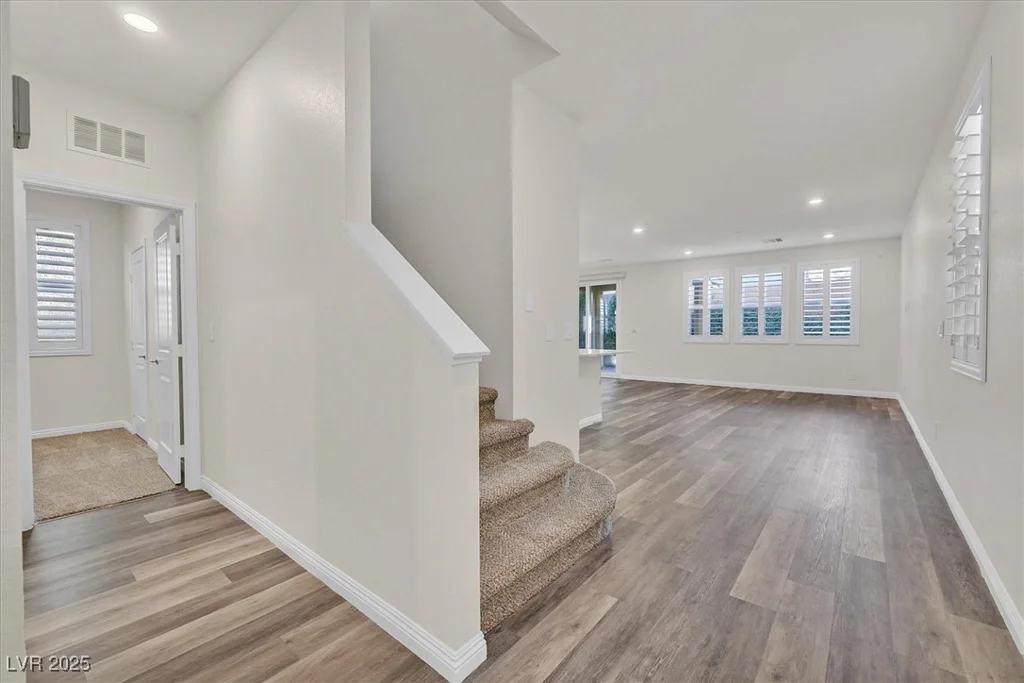 9327 Ettrick, Las Vegas, NV 89178