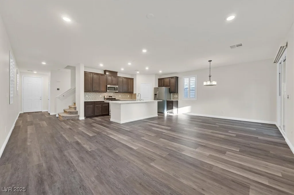 9327 Ettrick, Las Vegas, NV 89178