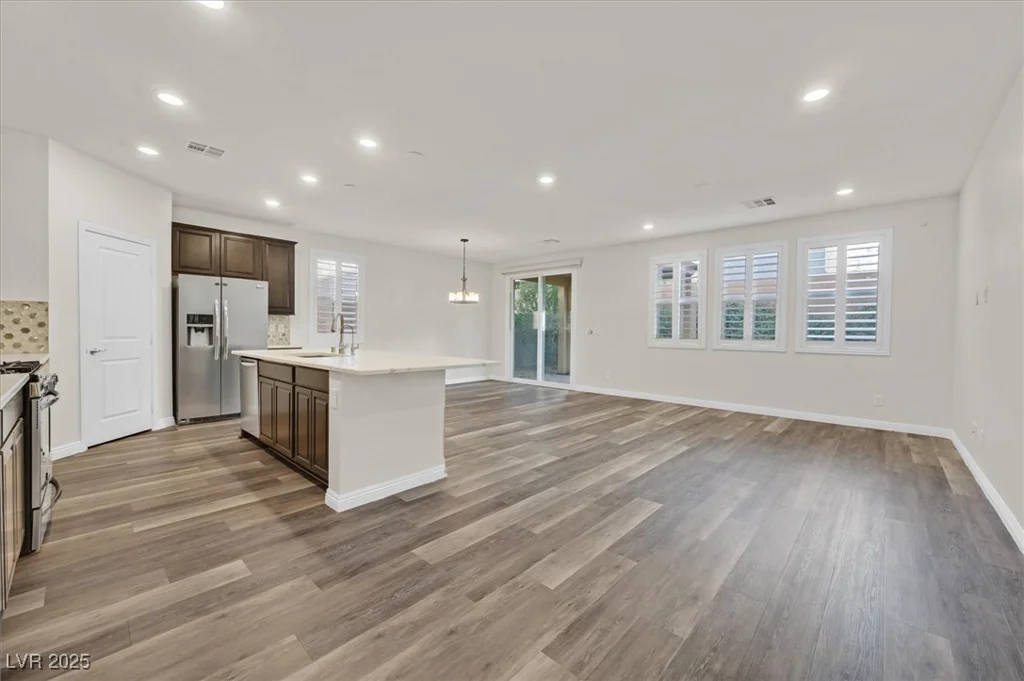 9327 Ettrick, Las Vegas, NV 89178