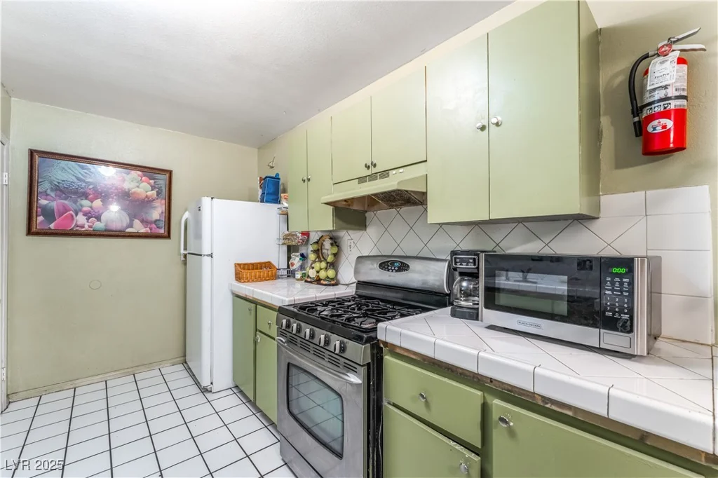1117 Cold Harbor, North Las Vegas, NV 89030
