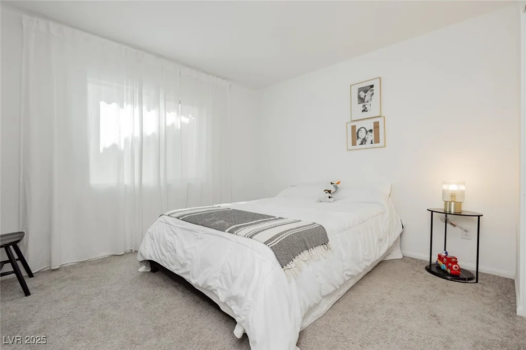 10417 Rose Palisade, Las Vegas, NV 89141