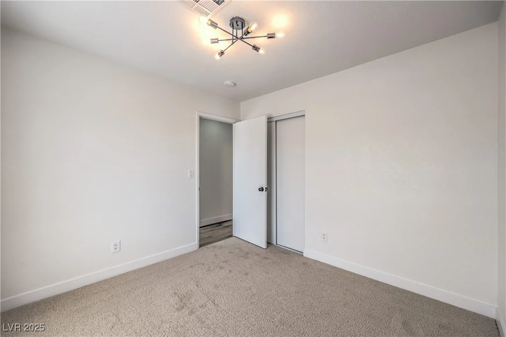 4764 Anchorage, Las Vegas, NV 89147