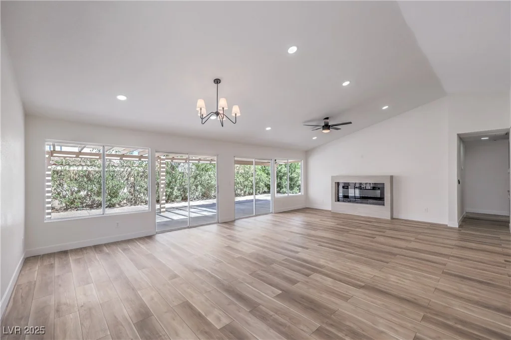4764 Anchorage, Las Vegas, NV 89147