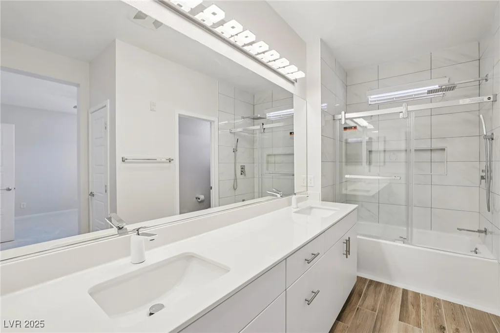 11251 Hidden Peak, Las Vegas, NV 89135