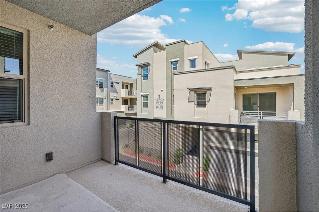 11251 Hidden Peak, Las Vegas, NV 89135
