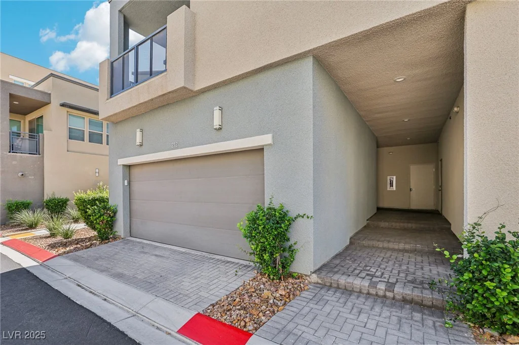 11251 Hidden Peak, Las Vegas, NV 89135