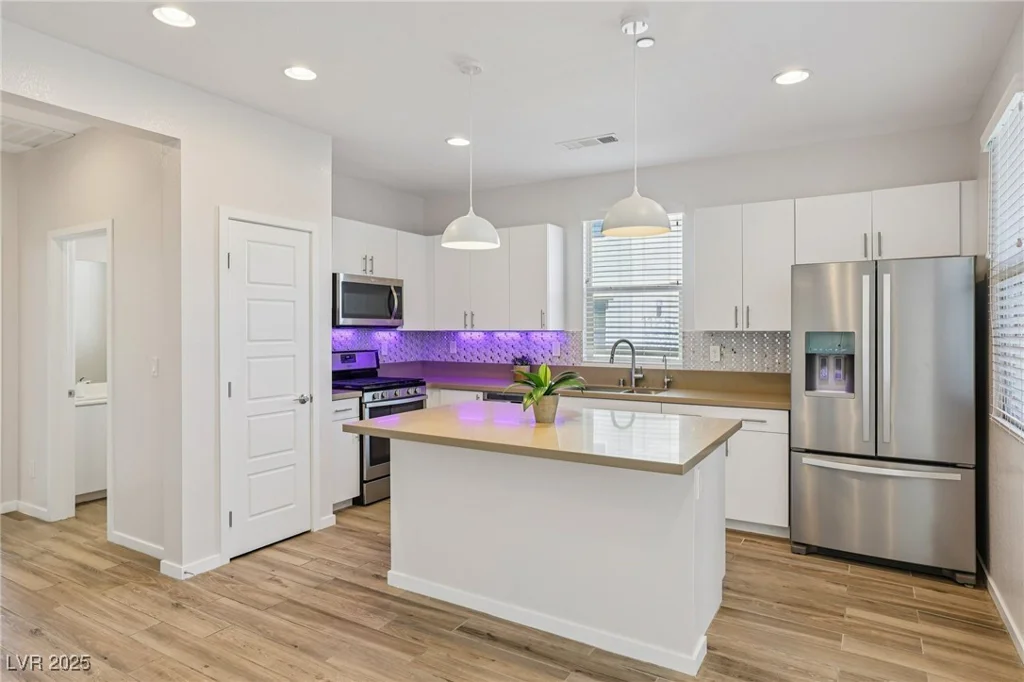 11251 Hidden Peak, Las Vegas, NV 89135