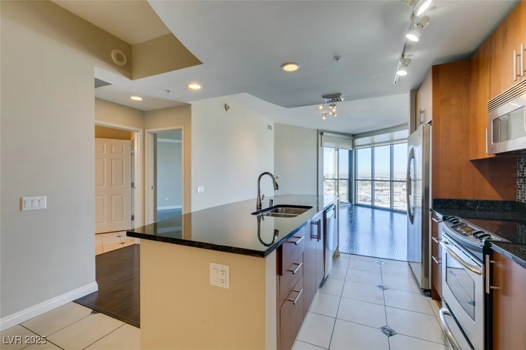 200 Sahara, Las Vegas, NV 89102