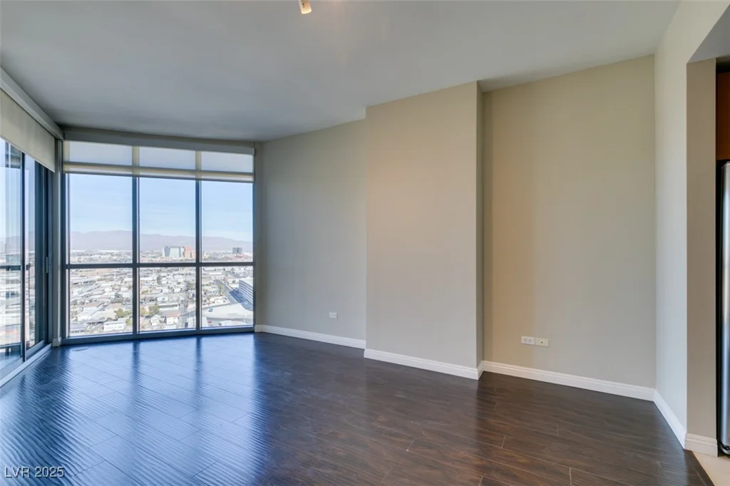 200 Sahara, Las Vegas, NV 89102