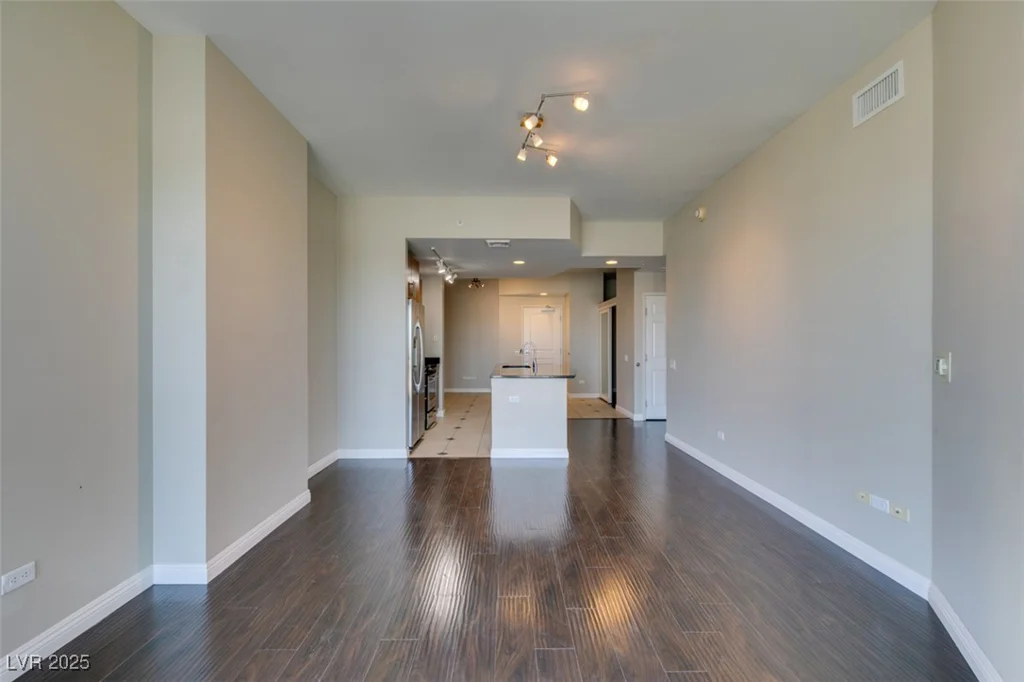 200 Sahara, Las Vegas, NV 89102