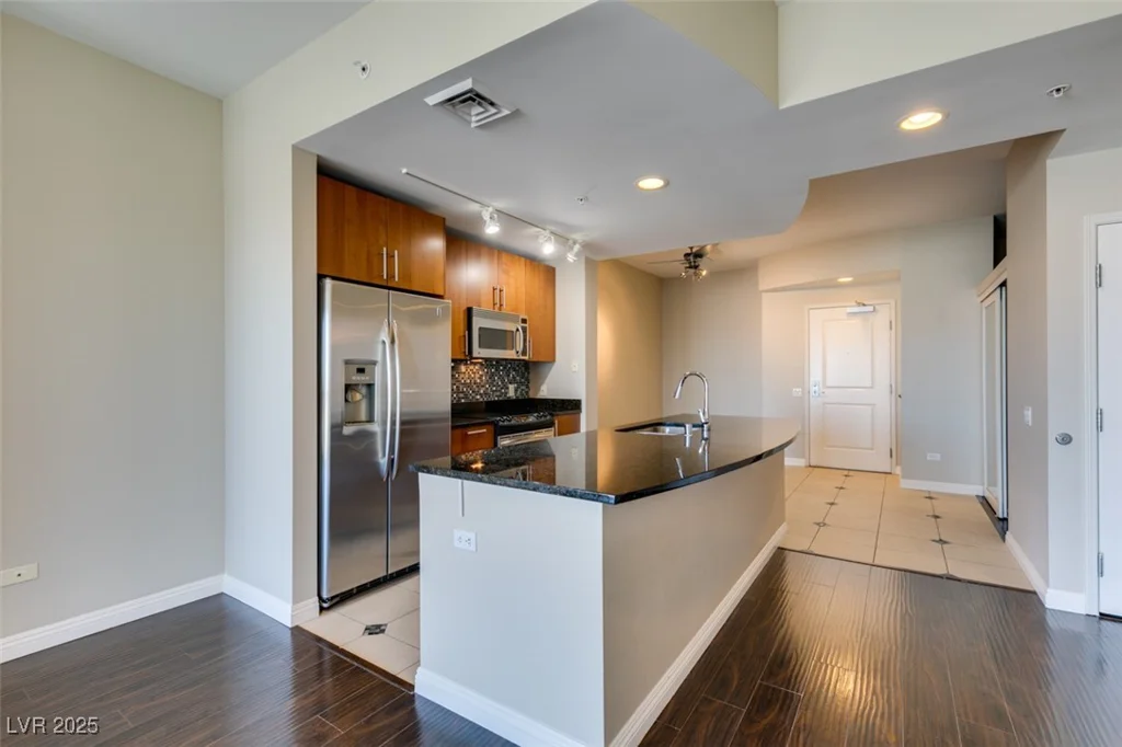 200 Sahara, Las Vegas, NV 89102