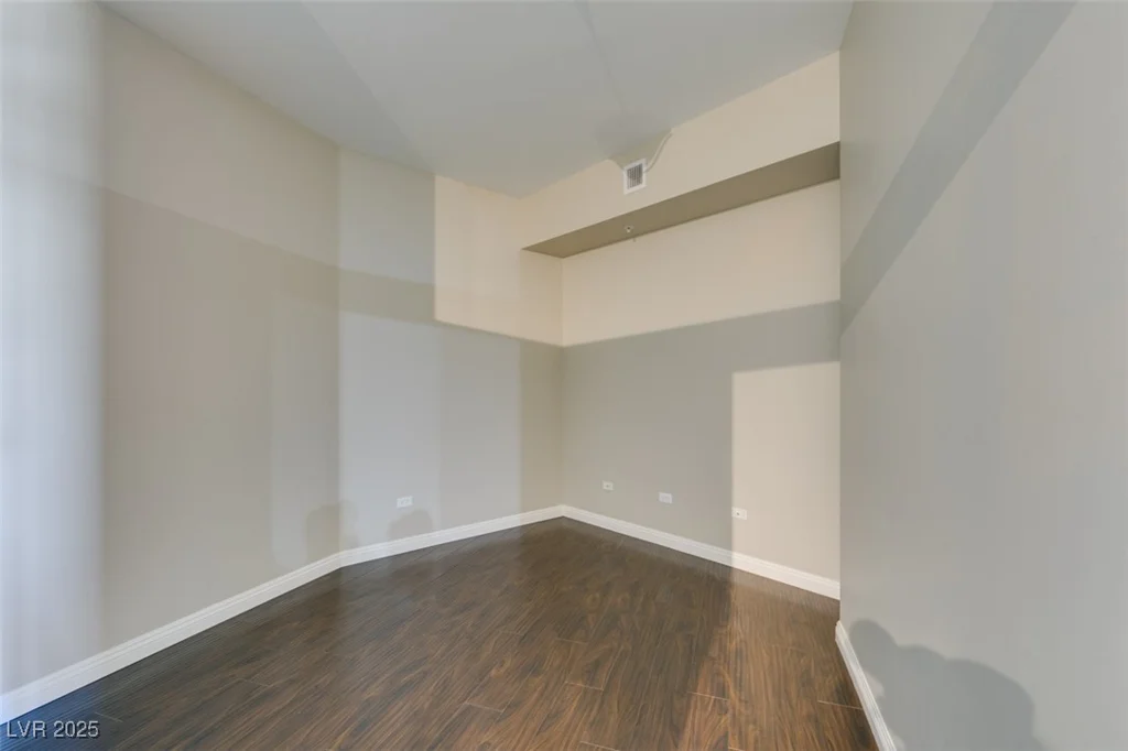 200 Sahara, Las Vegas, NV 89102