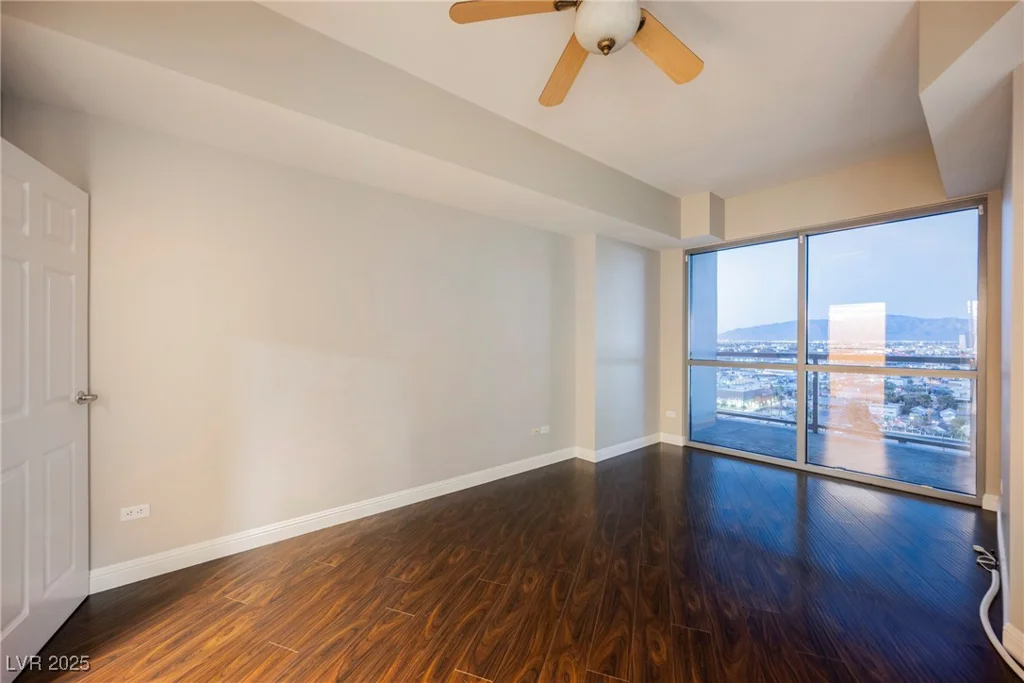 200 Sahara, Las Vegas, NV 89102