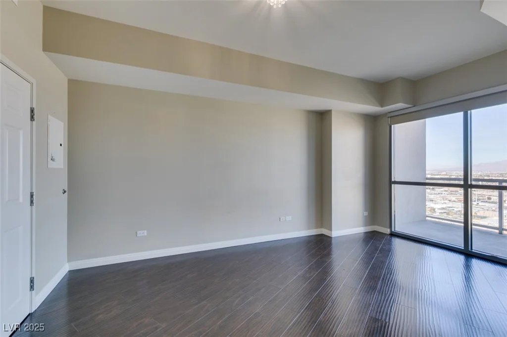 200 Sahara, Las Vegas, NV 89102