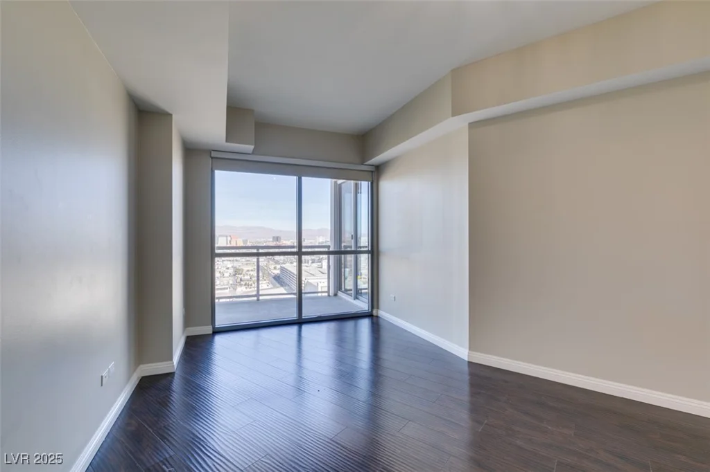 200 Sahara, Las Vegas, NV 89102