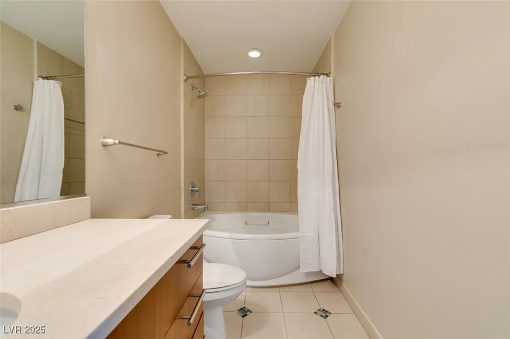 200 Sahara, Las Vegas, NV 89102