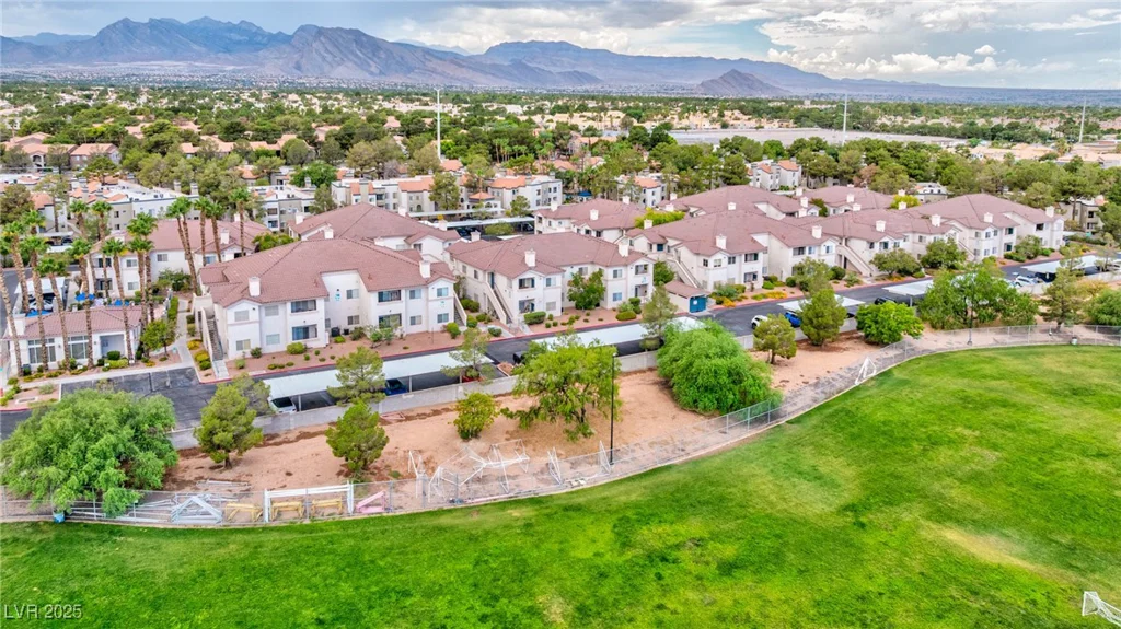 2125 Echo Bay, Las Vegas, NV 89128
