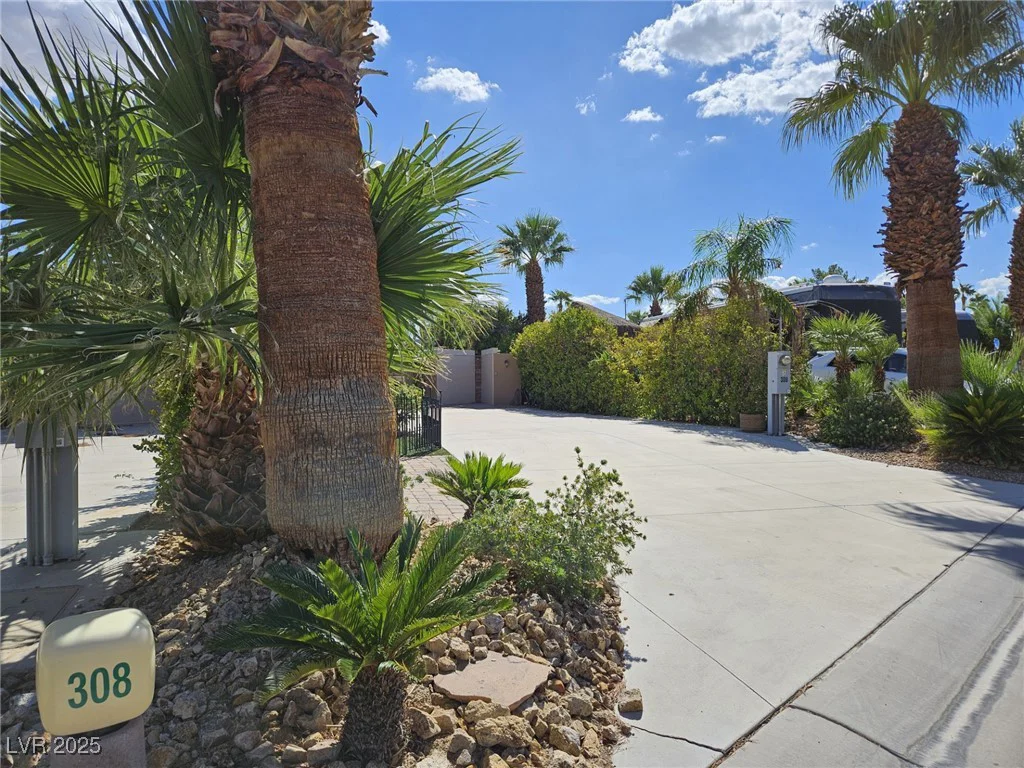 8175 Arville, Las Vegas, NV 89139