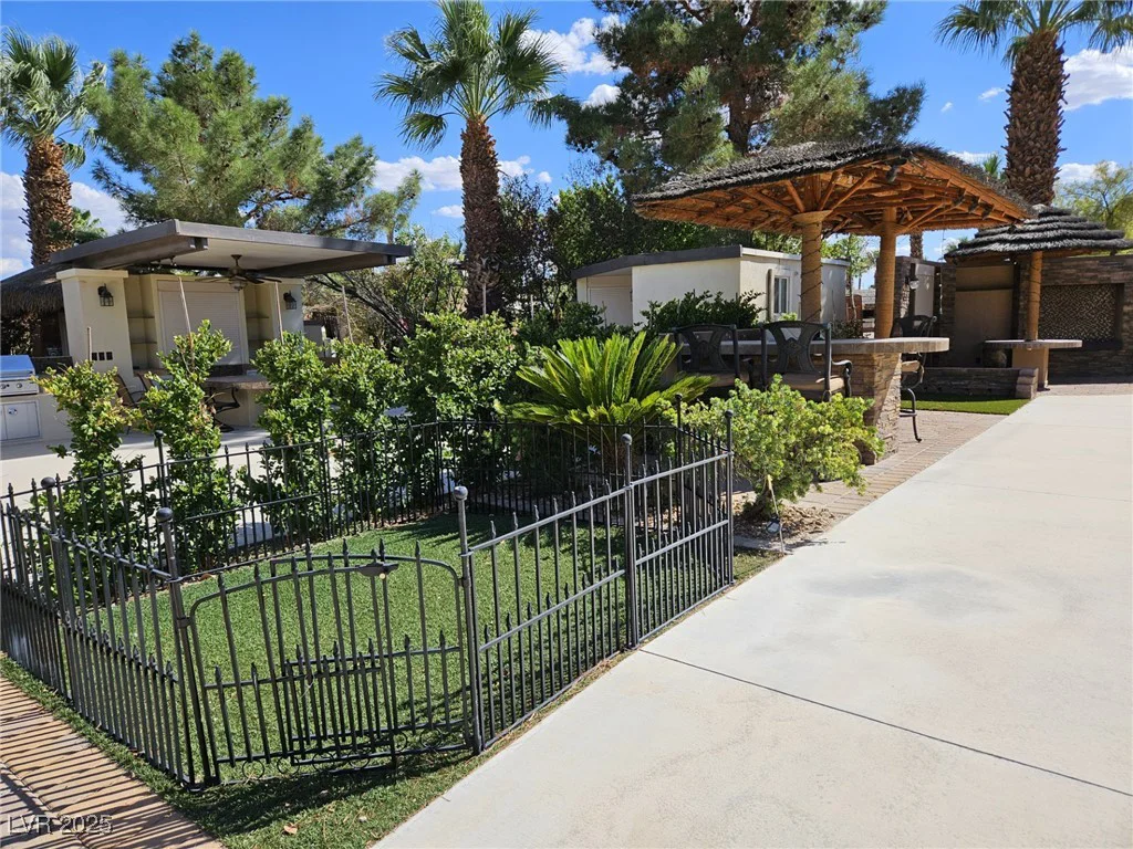 8175 Arville, Las Vegas, NV 89139