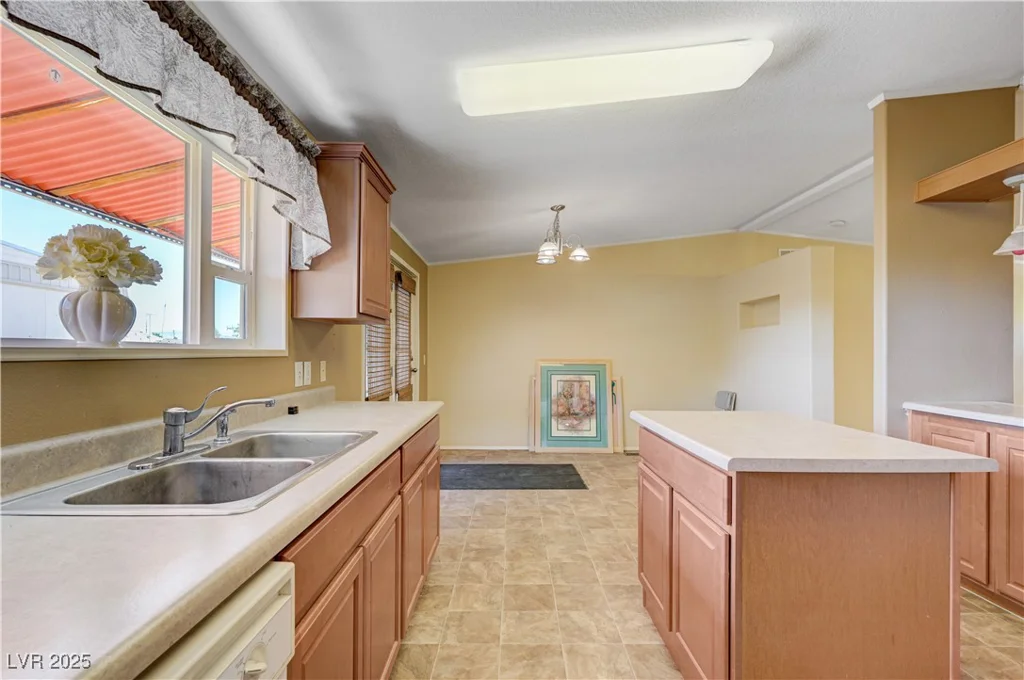 2252 Brenda, Las Vegas, NV 89156
