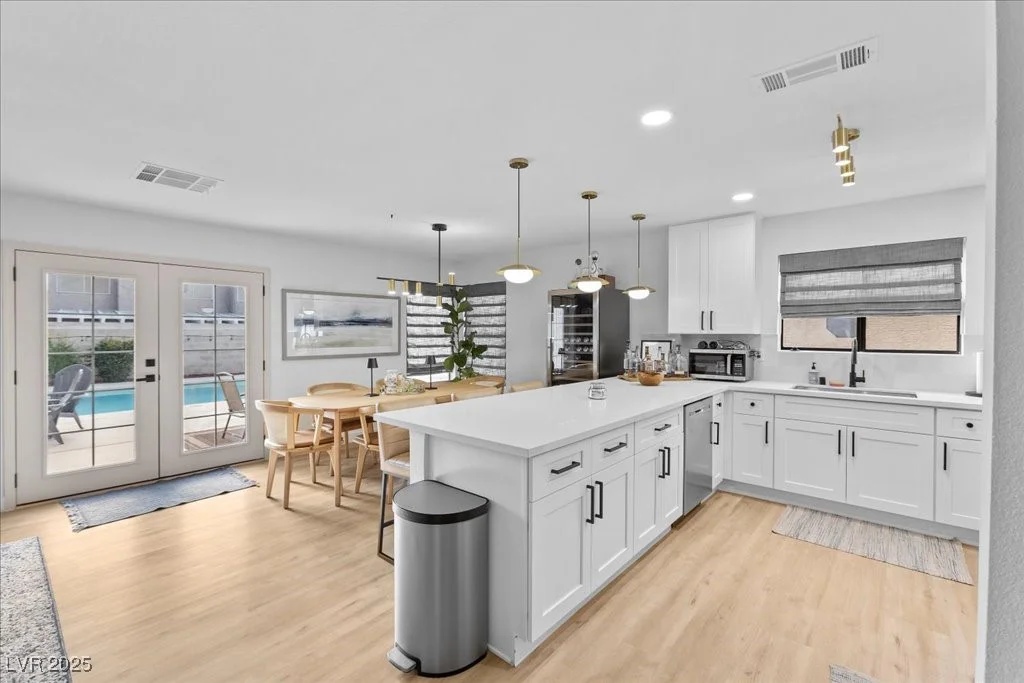 3036 Ocean View, Las Vegas, NV 89117