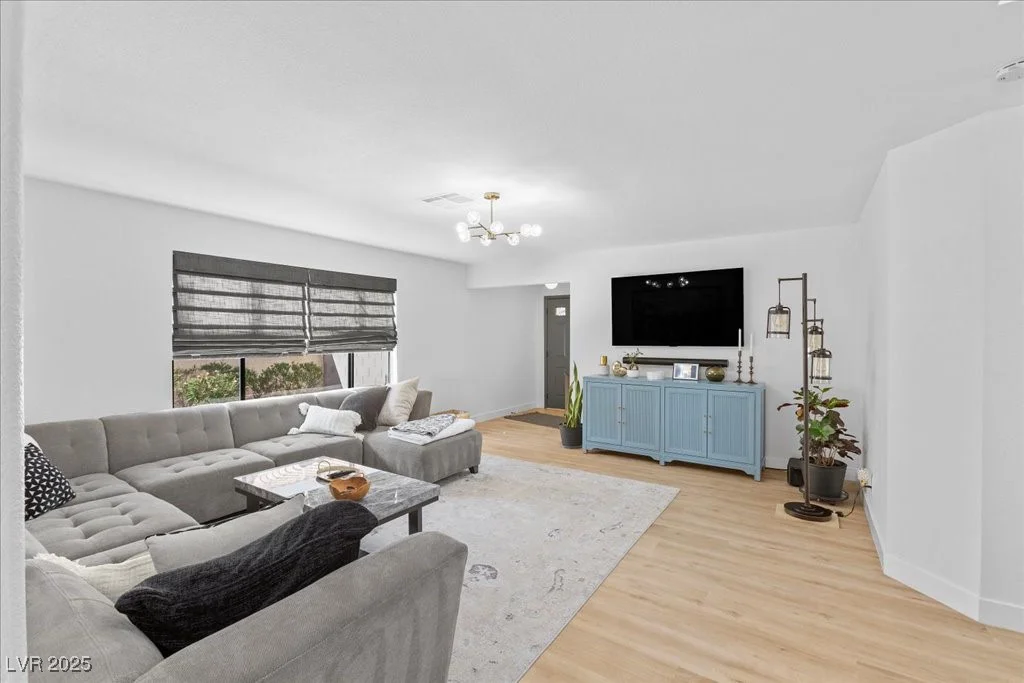 3036 Ocean View, Las Vegas, NV 89117
