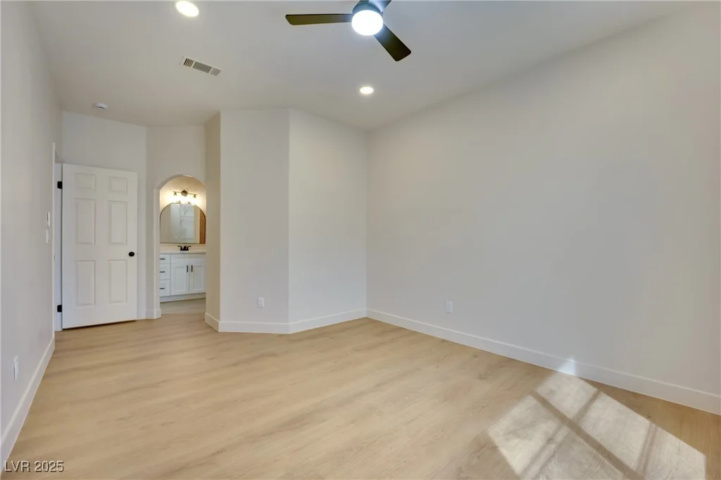 1621 Sandecker, Las Vegas, NV 89146