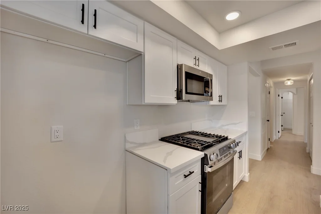 1621 Sandecker, Las Vegas, NV 89146