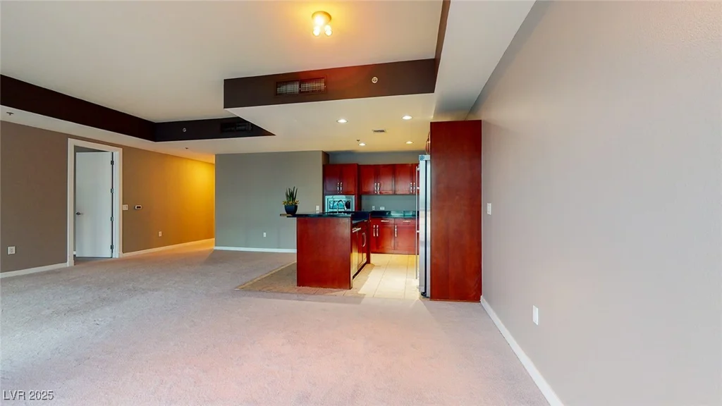 4575 Dean Martin, Las Vegas, NV 89103