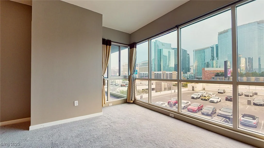4575 Dean Martin, Las Vegas, NV 89103