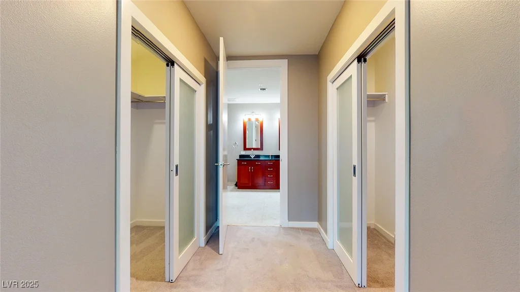 4575 Dean Martin, Las Vegas, NV 89103