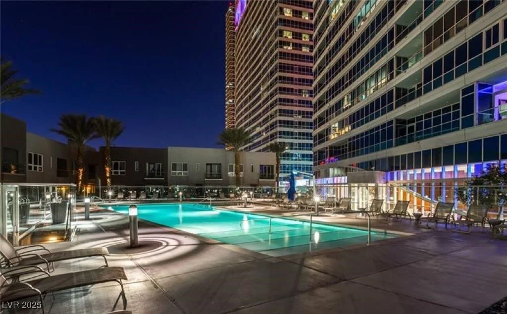 4575 Dean Martin, Las Vegas, NV 89103