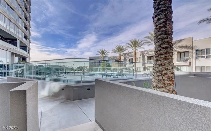 4575 Dean Martin, Las Vegas, NV 89103