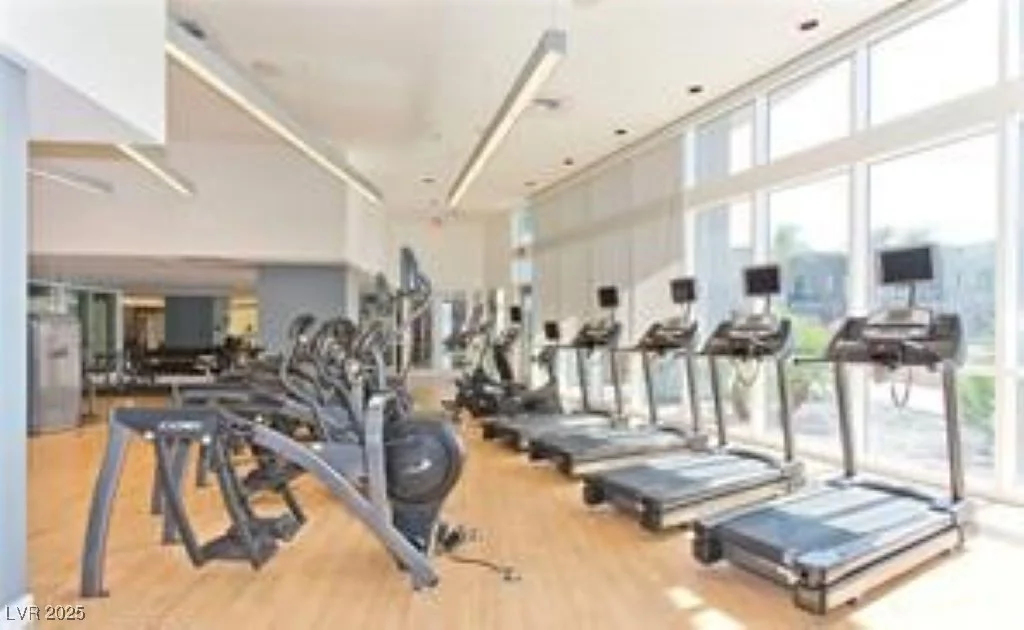 4575 Dean Martin, Las Vegas, NV 89103