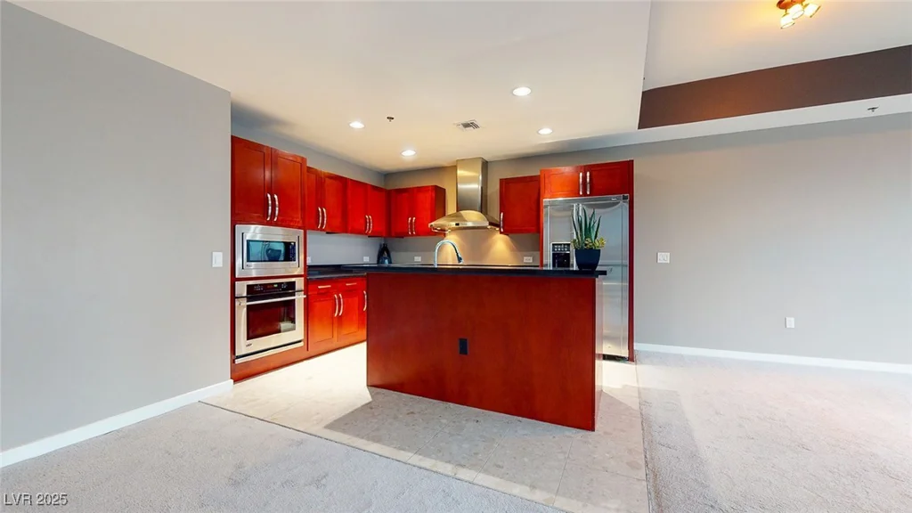 4575 Dean Martin, Las Vegas, NV 89103
