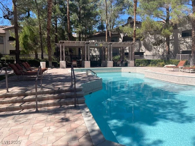100 Breezy Tree, Las Vegas, NV 89145