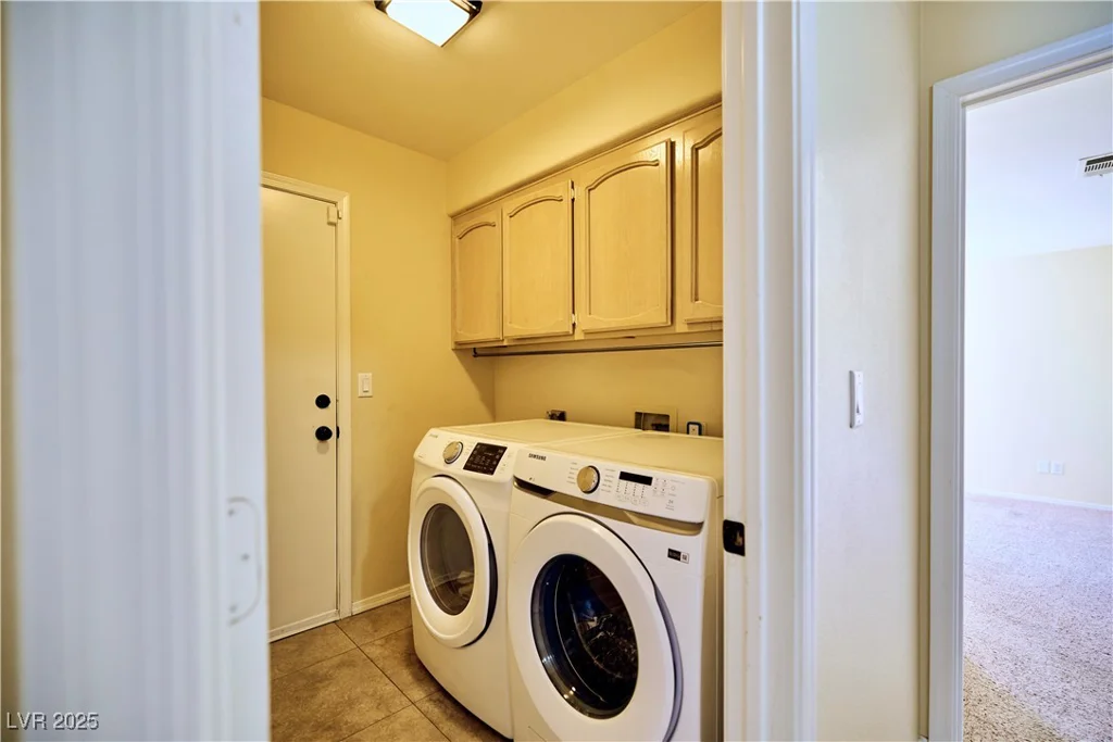 3601 Maverick, Las Vegas, NV 89108