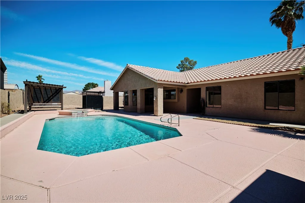 3601 Maverick, Las Vegas, NV 89108