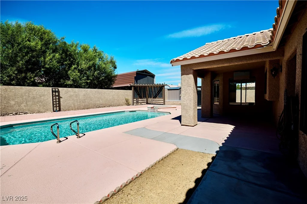 3601 Maverick, Las Vegas, NV 89108