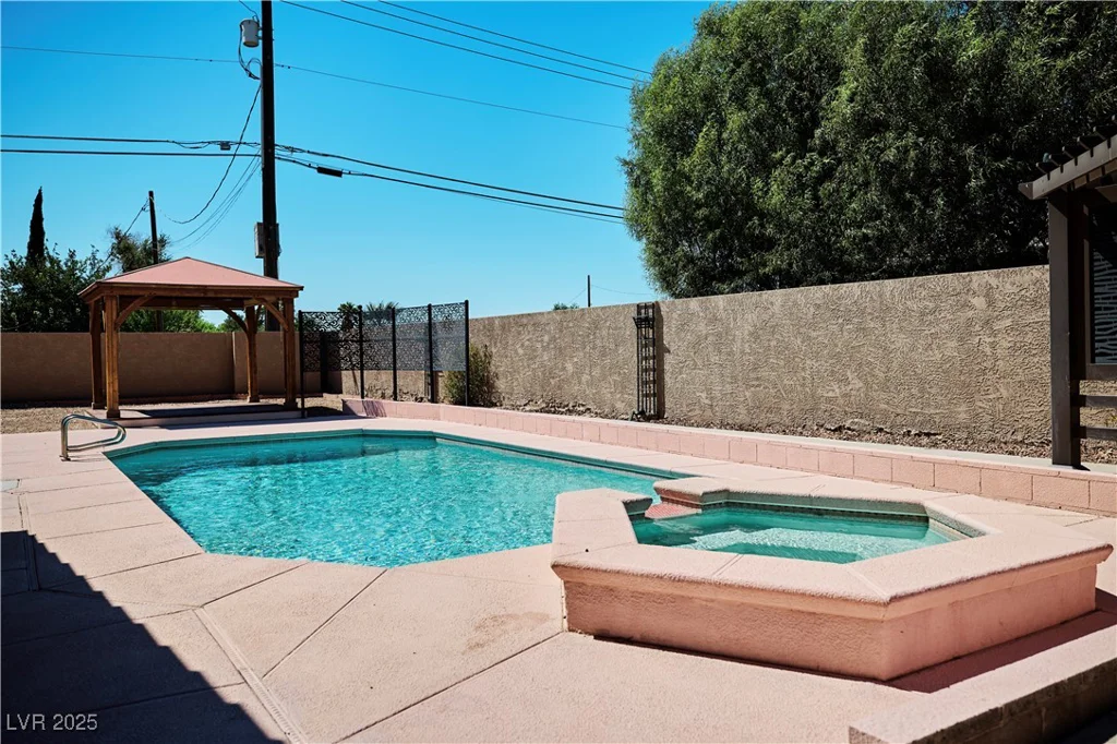 3601 Maverick, Las Vegas, NV 89108