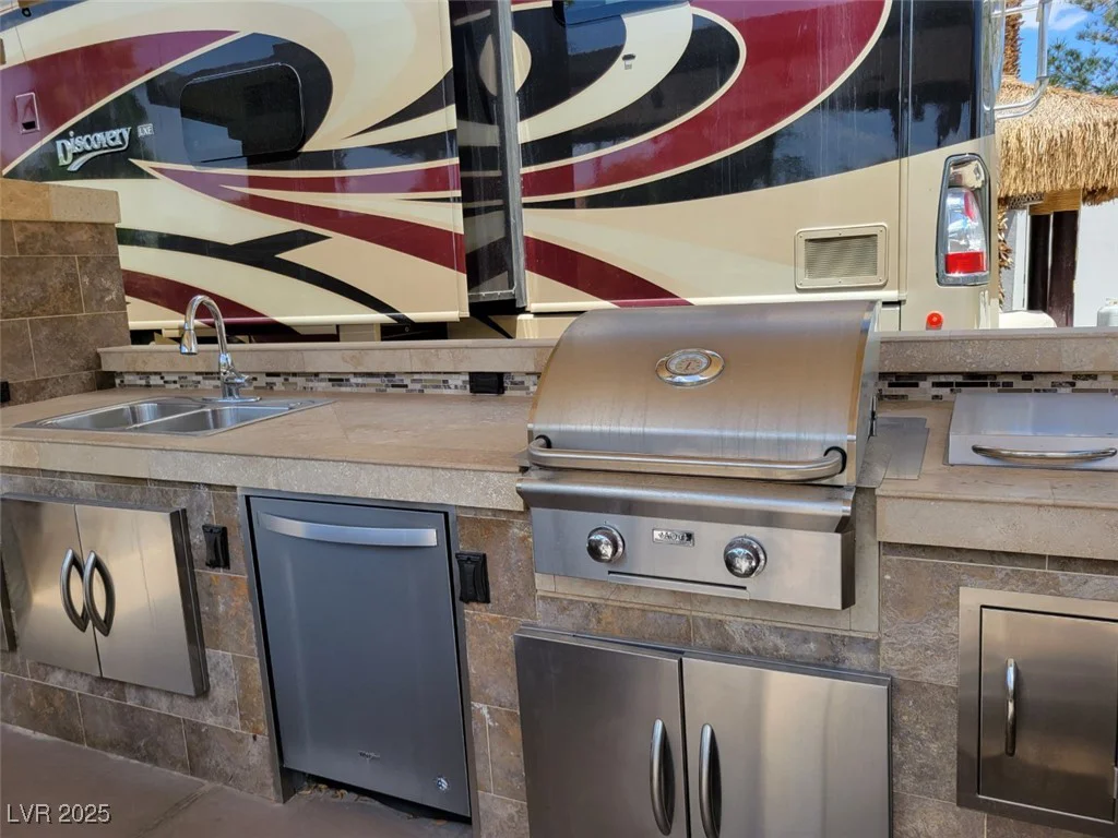 8175 Arville, Las Vegas, NV 89139